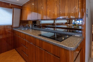 2017 Viking 62 Enclosed Bridge thumbnail 22