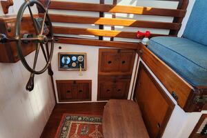 Hesper 32ft Tillotson Pearson Yacht For Sale