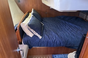 Wind Song 38ft Hunter Yacht For Sale