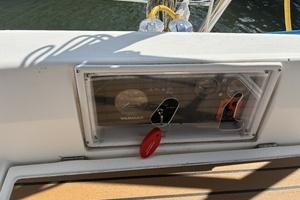 2008 Hunter 38 thumbnail 47