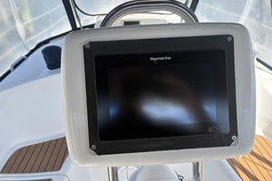 Wind Song 38ft Hunter Yacht For Sale