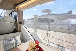 60FT (18.29M) AZIMUT