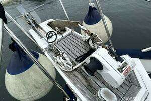 2002 Grand Banks Classic thumbnail 9