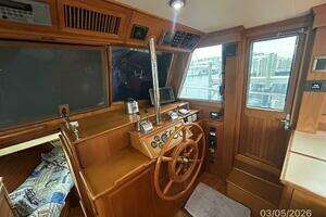 2002 Grand Banks Classic thumbnail 52