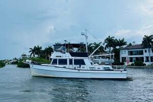 GloriaUs 42ft Grand Banks Yacht For Sale