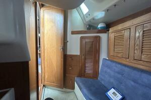 1995 Catalina 320 thumbnail 20