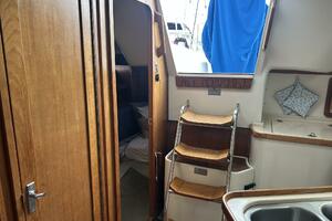 1995 Catalina 320 thumbnail 35