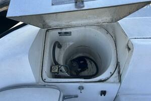 1995 Catalina 320 thumbnail 60