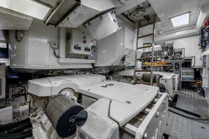 ZALANKA 89ft Dominator Yachts Yacht For Sale