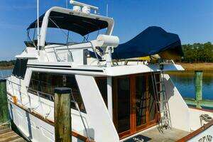 1986 Ocean Alexander Mark II Pilothouse thumbnail 2