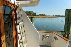 1986 Ocean Alexander Mark II Pilothouse thumbnail 15