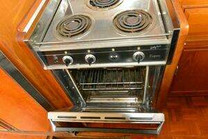 1986 Ocean Alexander Mark II Pilothouse thumbnail 77