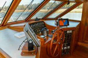 1986 Ocean Alexander Mark II Pilothouse thumbnail 35