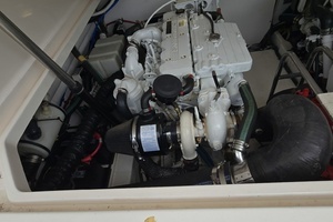 2006 Tiara Yachts 3600 Open thumbnail 30