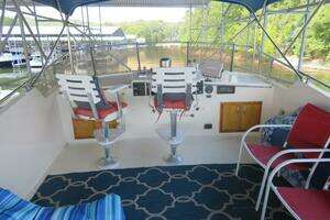 1986 Hatteras 58 Motor Yacht thumbnail 15