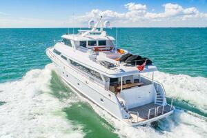 ROBIN S NEST 102ft Ocean Alexander Yacht For Sale