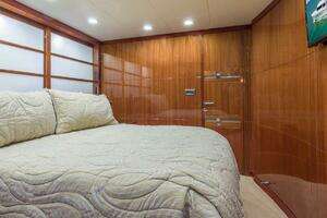 2008 Ocean Alexander 100 Skylounge Megayacht thumbnail 16