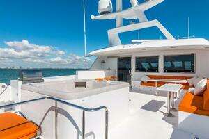 2008 Ocean Alexander 100 Skylounge Megayacht thumbnail 28