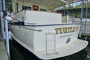 1975 Hatteras 58 LRC thumbnail 7