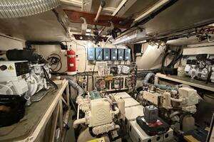 1975 Hatteras 58 LRC thumbnail 63