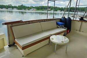 1975 Hatteras 58 LRC thumbnail 12