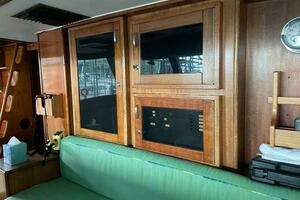 Turtle IV 58ft Hatteras Yacht For Sale