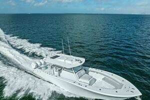 2024 Yellowfin 42 Offshore thumbnail 35