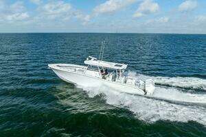 2024 Yellowfin 42 Offshore thumbnail 21