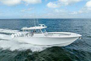 2024 Yellowfin 42 Offshore thumbnail 28