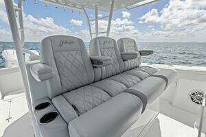 2024 Yellowfin 42 Offshore thumbnail 15