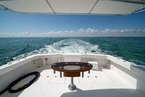 2006 Viking 52 Convertible thumbnail 3