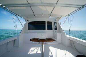 2006 Viking 52 Convertible thumbnail 7