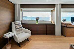 2023 Custom Line 33 Navetta thumbnail 60