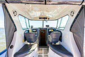 2002 Protector 410 Targa thumbnail 17