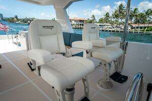 2026 Offshore Yachts thumbnail 24
