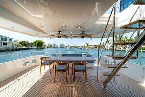 2026 Offshore Yachts thumbnail 17