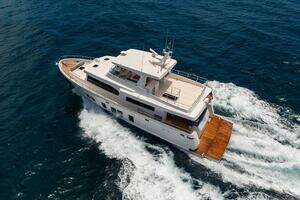 2026 Offshore Yachts thumbnail 32