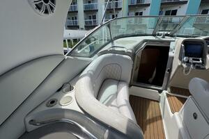 35ft Sea Ray Yacht For Sale