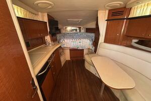 35ft Sea Ray Yacht For Sale