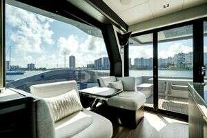 2024 Galeon 560 FLY thumbnail 30