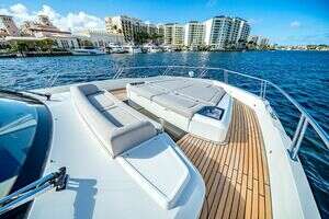 2024 Galeon 560 FLY thumbnail 39