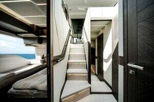 2024 Galeon 560 FLY thumbnail 17