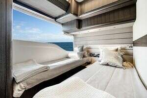 2024 Galeon 560 FLY thumbnail 8