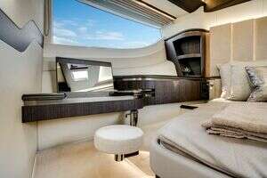 2024 Galeon 560 FLY thumbnail 2