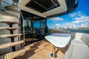 2024 Galeon 560 FLY thumbnail 37