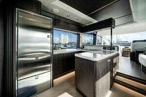 2024 Galeon 560 FLY thumbnail 26