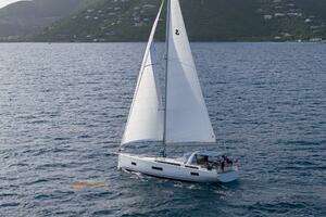 2024 Beneteau Oceanis Yacht 54 thumbnail 60