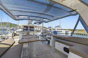 2024 Beneteau Oceanis Yacht 54 thumbnail 13