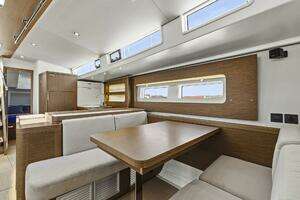 2024 Beneteau Oceanis Yacht 54 thumbnail 33