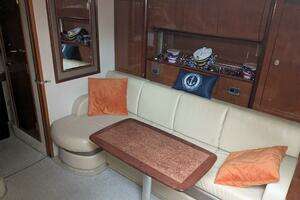 2004 Sea Ray 390 Sundancer thumbnail 8